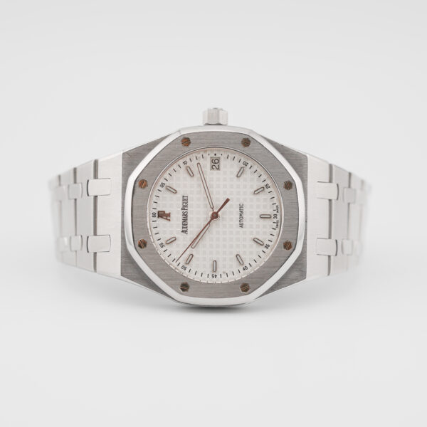 AUDEMARS PIGUET ROYAL OAK REF. 14790ST WHITE
